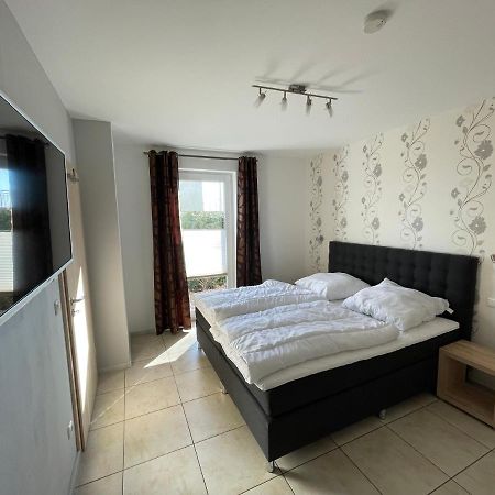Villa Sara Wohnung Buskam Mit Terrasse Goehren  Exteriér fotografie
