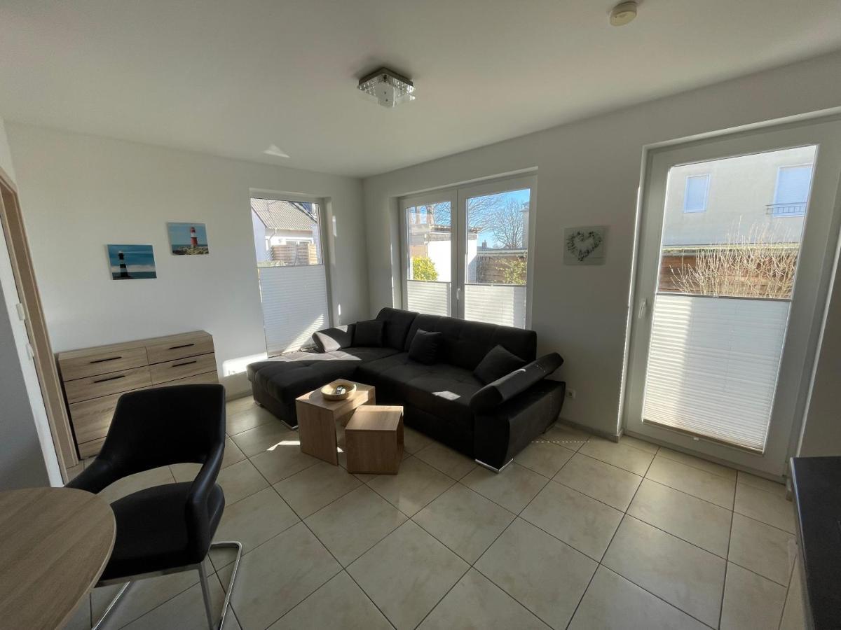 Villa Sara Wohnung Buskam Mit Terrasse Goehren  Exteriér fotografie